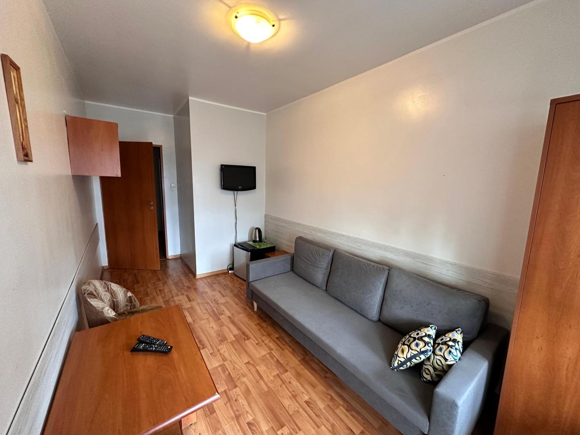 Osrodek Wypoczynkowy Wratislavia Hotel Radzyń Buitenkant foto